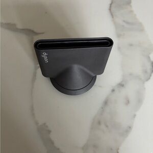 Dyson Supersonic Styling Concentrater Attachment. Brand New